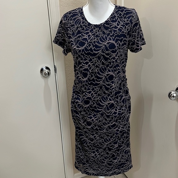 Motherhood maternity lace dress - Picture 1 of 8